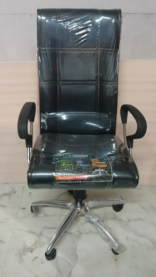 Square_Chorom_Office_Chair