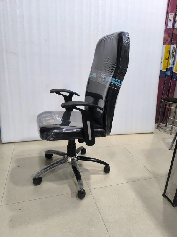 Crash_Hb_Office_Chair