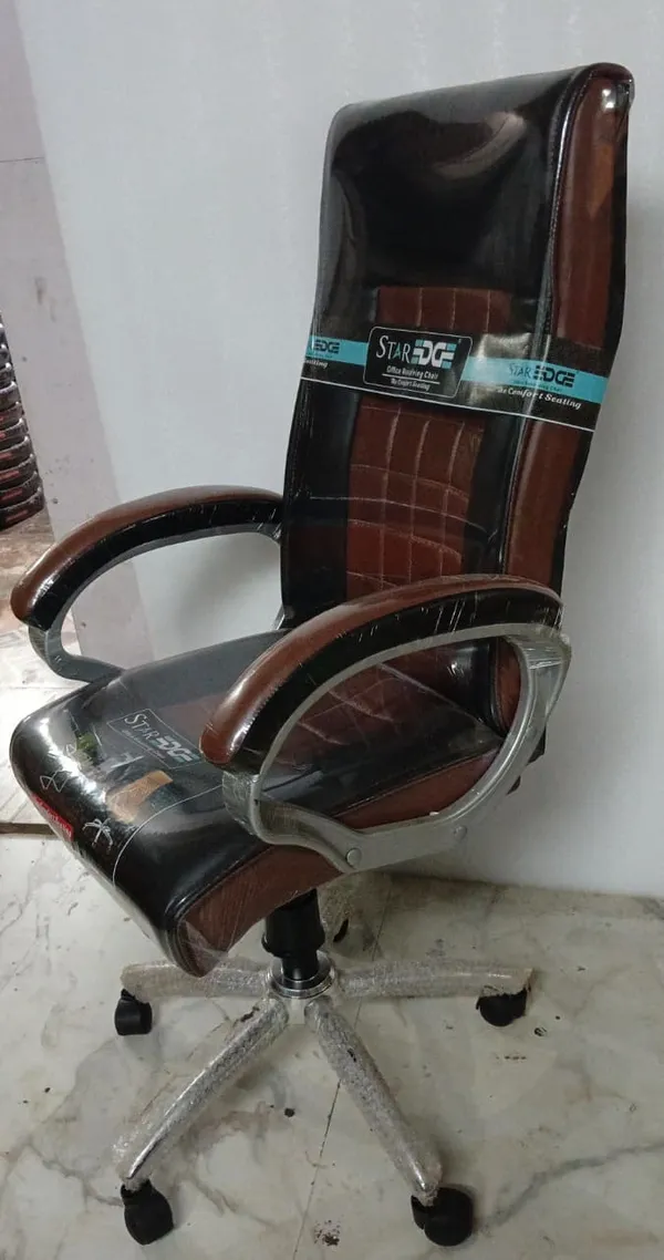 Nova_Maroon_Office_Chair