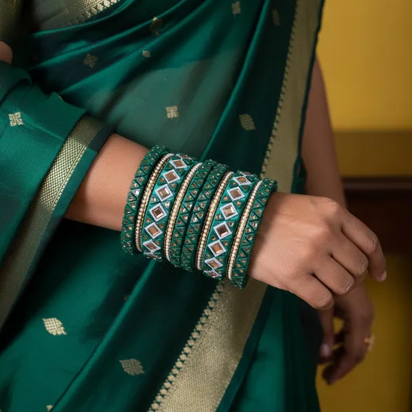 Emerald_Green_Designer_Kundan_&_Mirror_Work_Bangles_Set