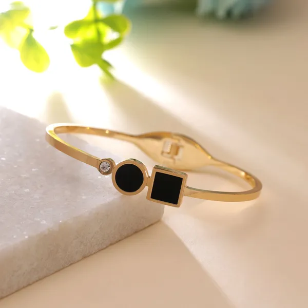 Gold-Tone_Black_Stone_Open_Kada_Bracelet_for_Women_|_Modern_Designer_Bangle