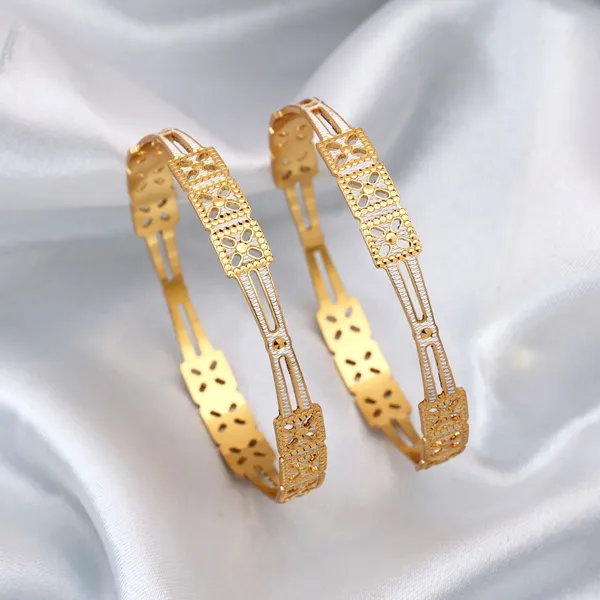 Golden_Designer_Floral_Pattern_Bangles