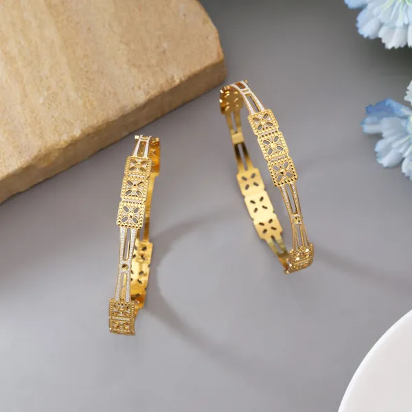 Golden_Designer_Floral_Pattern_Bangles