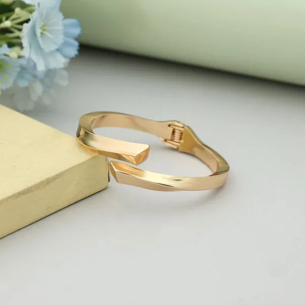 Golden_Geometric_Open_Cuff_Bracelet