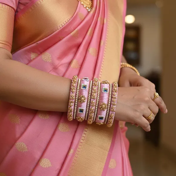 Pink_Color_Thread_Bangle_Set