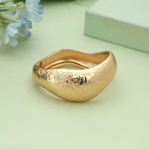 Rose_Gold_Hammered_Finish_Statement_Bracelet