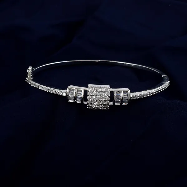 Silver_Tone_Crystal_Stone_Designer_Kada_Bracelet_for_Women