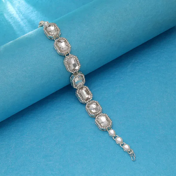 White_Glass_Stone_Mathapatti_Traditional_Bridal_Hair_Accessory