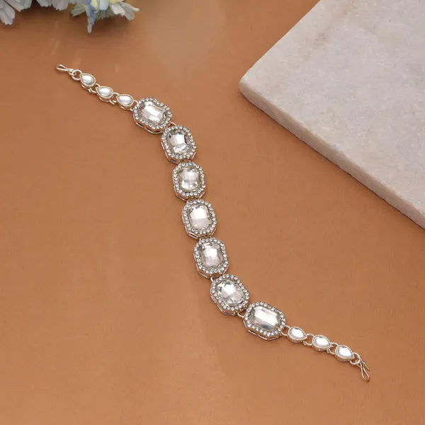 White_Glass_Stone_Mathapatti_Traditional_Bridal_Hair_Accessory