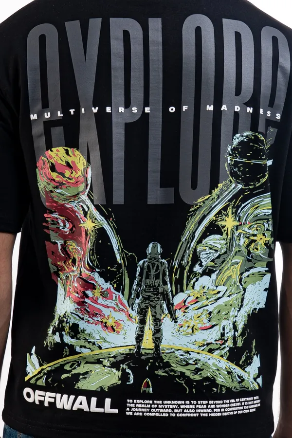 Black_Graphic_Relaxed_Fit_T-Shirt_For_Men