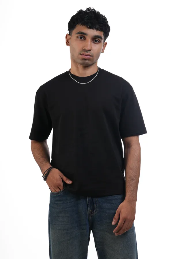 Black_Regular_Fit_Crew_Neck_T-Shirt_for_Men