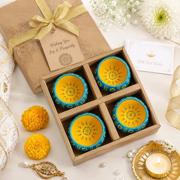 Diya_-_Dekachi_(4Pc)_For_Home_Decor,_Festive_Celebration,_Puja