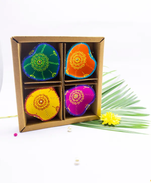 Diya_-_Heart_Shape_(_4Pc)_For_Home_Decor,_Festive_Celebration,_Puja