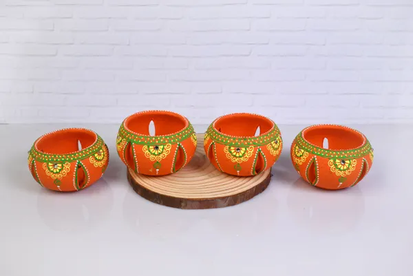Diya_-_Jali_-_Round_(4Pc)_For_Home_Decor,_Festive_Celebration,_Puja