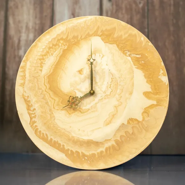 Time_Spiral_Wall_Clock