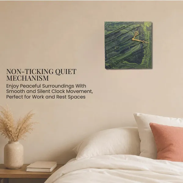Side_Line_Wall_Clock