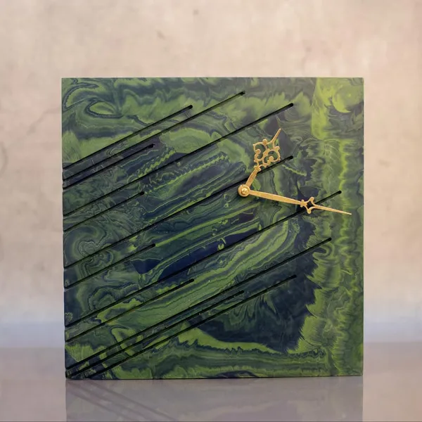 Side_Line_Wall_Clock
