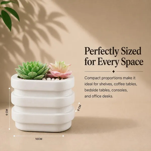 Tri_Rib_Decorative_Vase