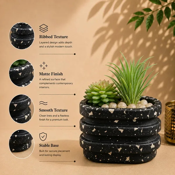 Tri_Rib_Decorative_Vase