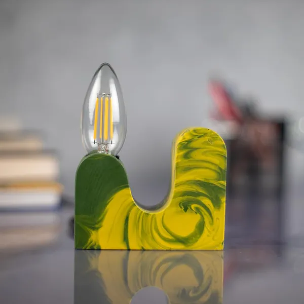Table_Lumina