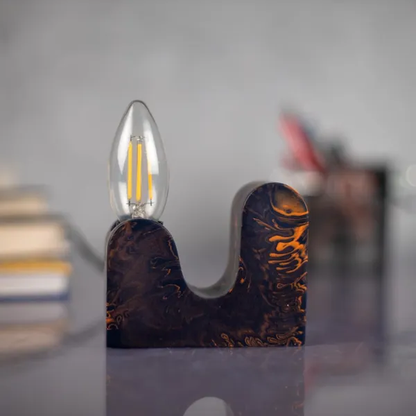 Table_Lumina