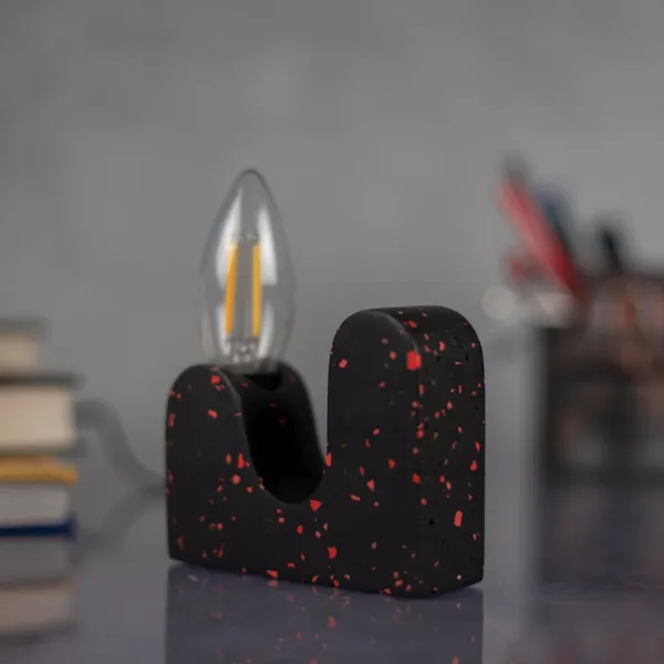 Table_Lumina