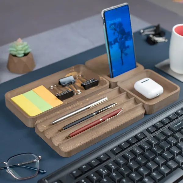 Desk_Mate
