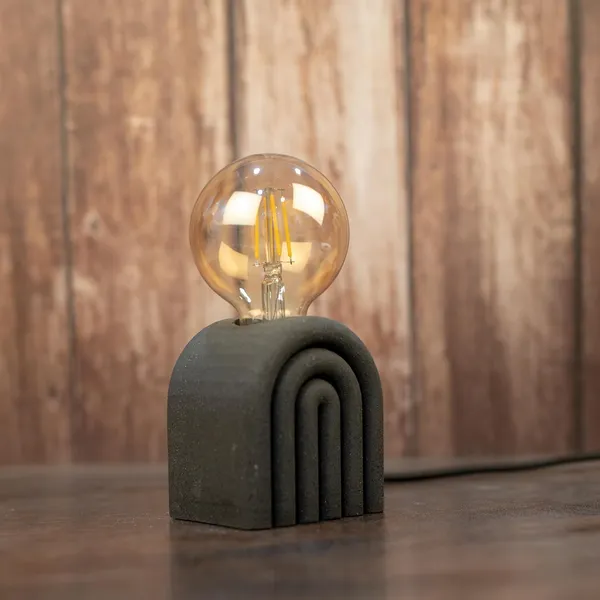 Desk_Luminate
