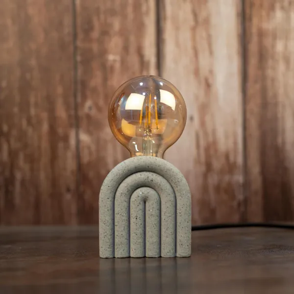 Desk_Luminate