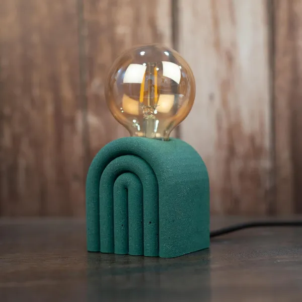 Desk_Luminate