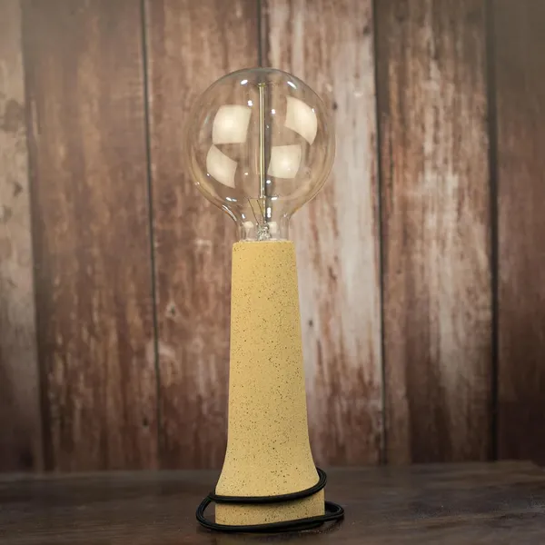 Desk_Gleam_Lamp