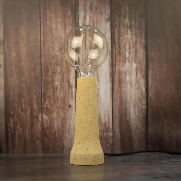 Desk_Gleam_Lamp