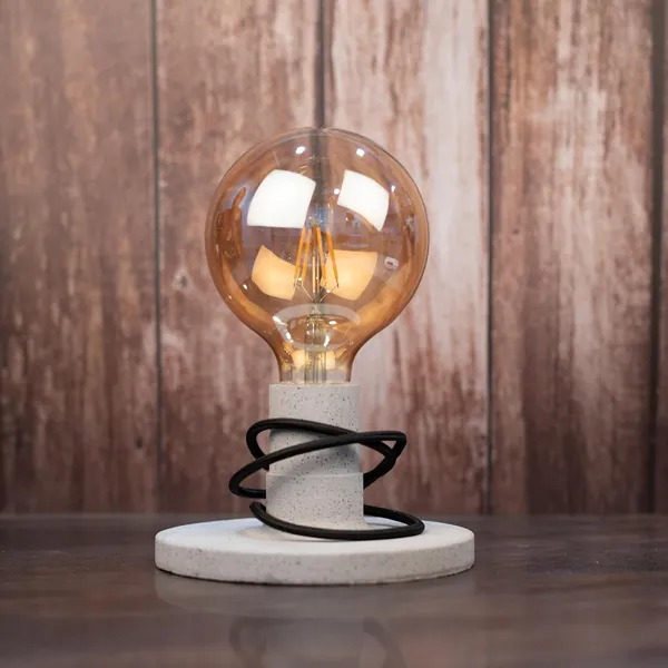 Desk_Brilliance