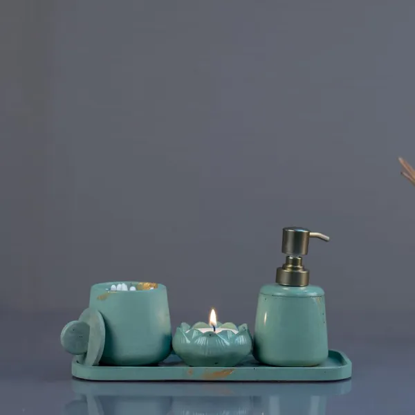 Aqua_Bloom