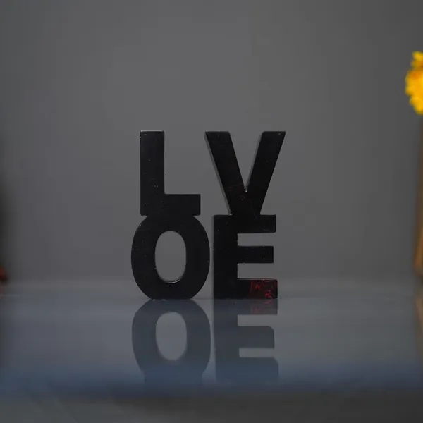 Love_Aura