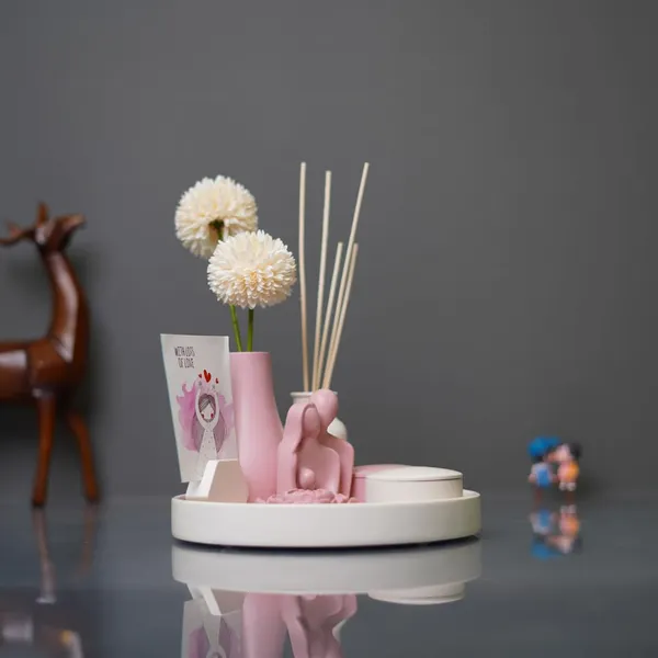 Love_Radiance_Showpiece