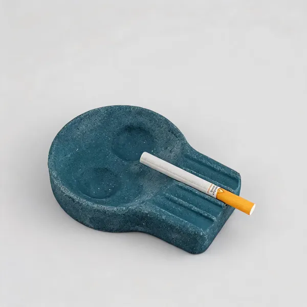 Acrylic_Polymer_Gothic_Skull_Shaped_Navy_Blue_Ashtray