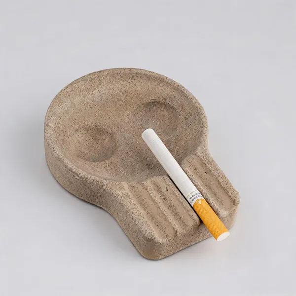 Acrylic_Polymer_Gothic_Skull_Shaped_Beige_Ashtray