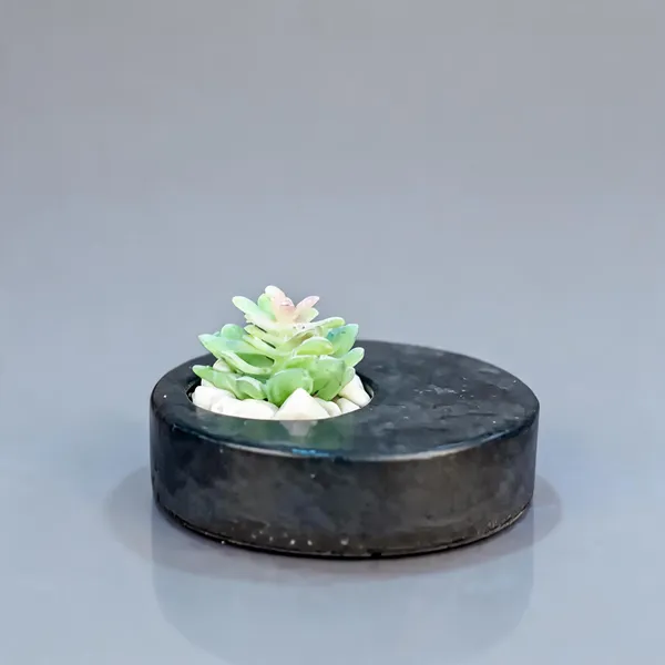 Acrylic_Polymer_Modern_Sphere_Planter_Black