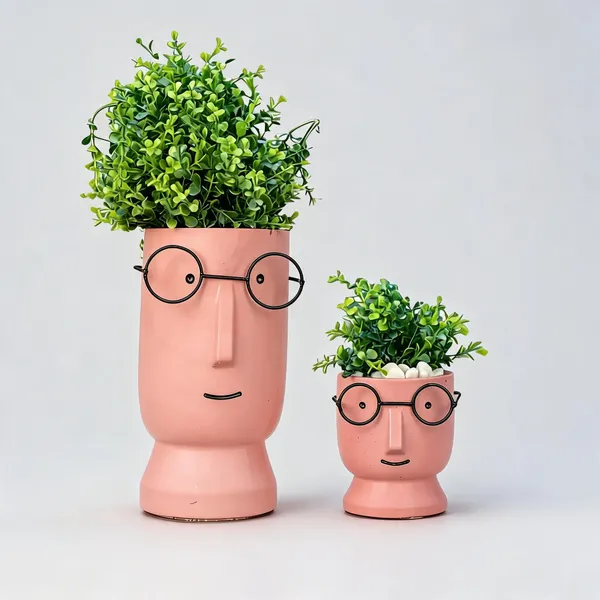Acrylic_Polymer_Whimsical_Face-Shaped_Pink_Planter