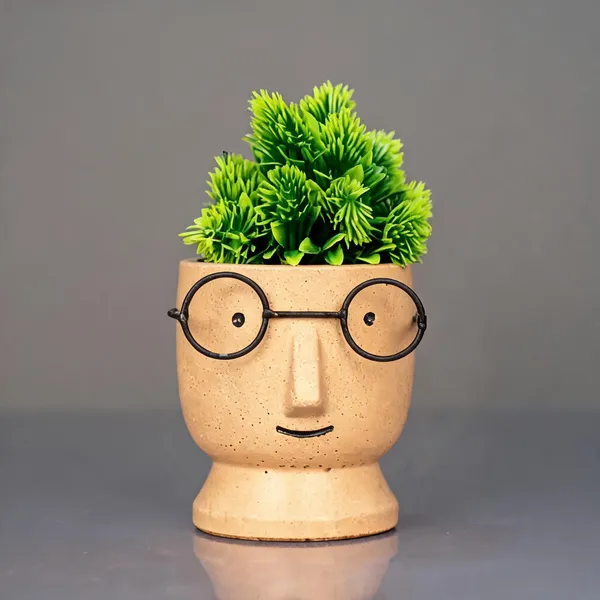 Acrylic_Polymer_Quirky_Speckled_Yellow_Face_Planter