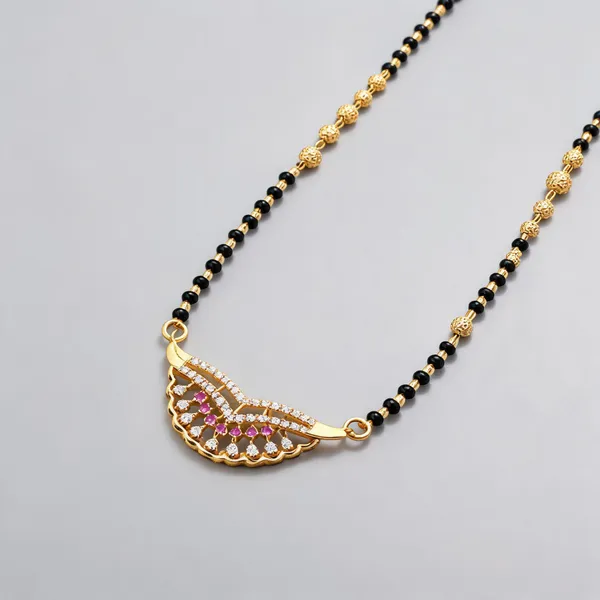 Black_Gold_Alloy_Semi-Circular_Stone_Pendant_Mangalsutra_Necklace_For_Women
