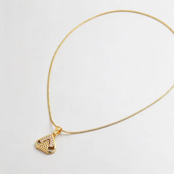 Gold_Alloy_Geometric_Pendant_Necklace_For_Women