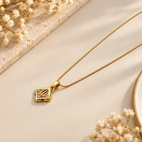 Gold_Alloy_Geometric_Square_Pendant_Necklace_For_Women