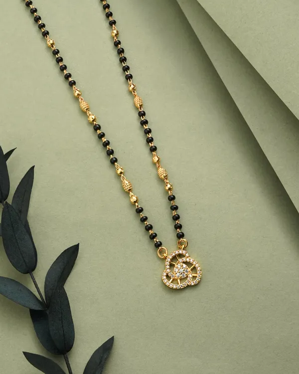 Black_Gold_Alloy_Circular_Pendant_Mangalsutra_Necklace_For_Women