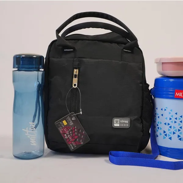 Fluxy_Lunch_Bag_For_Men_Women_Bottle_Holder_Black