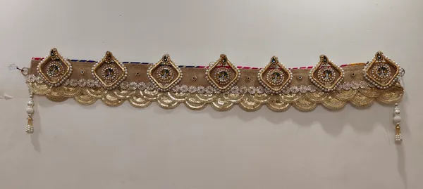 Jute_Base_With_Scalping_Lace_And_Pearl_Beads_Dwar_Toran
