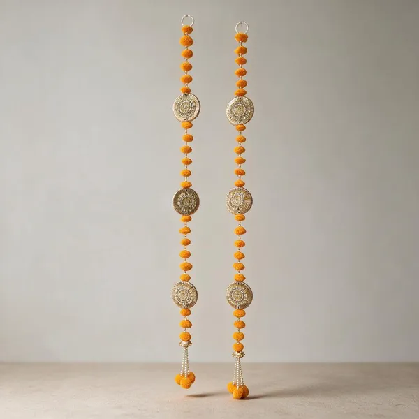 Pompom_Door_Side_Hanging