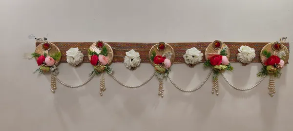 Jute_Base_With_Artificial_Flower_And_Pearl_Beads_Dwar_Toran