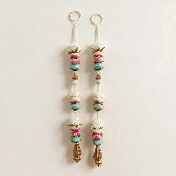 Pearl_Beads_With_Artificial_Flower_Door_Side_Hangning